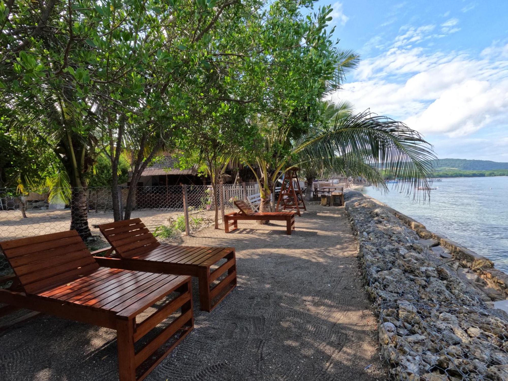 Maryan Moyo Bungalows & Resto Moyo Island Экстерьер фото
