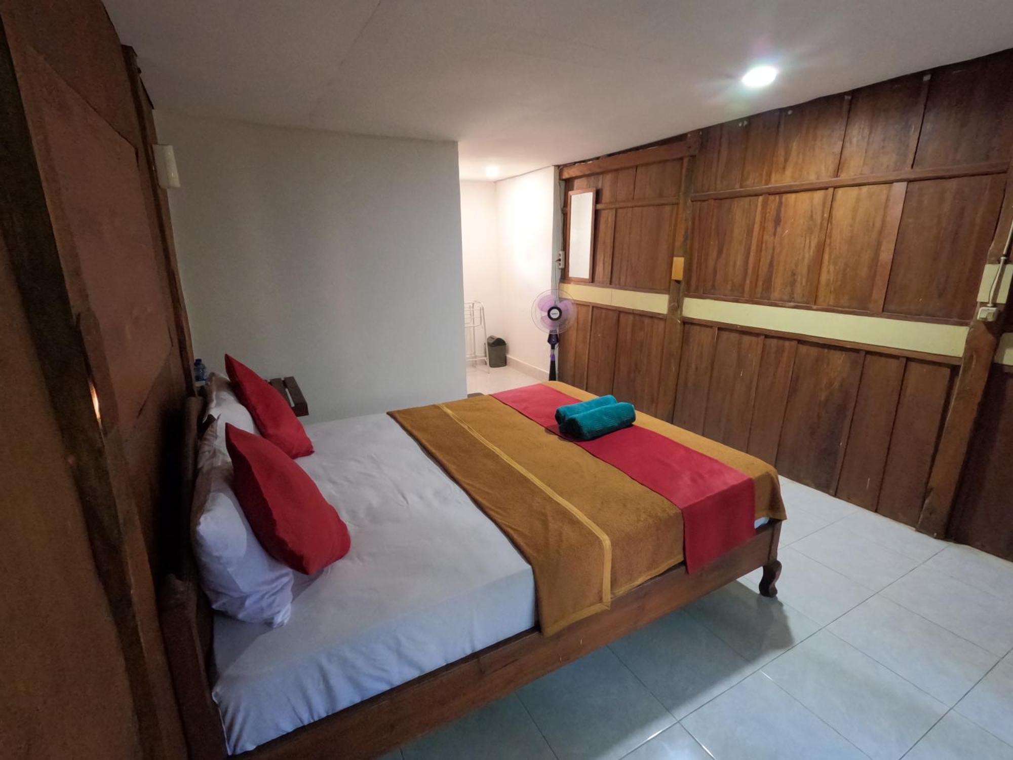 Maryan Moyo Bungalows & Resto Moyo Island Экстерьер фото